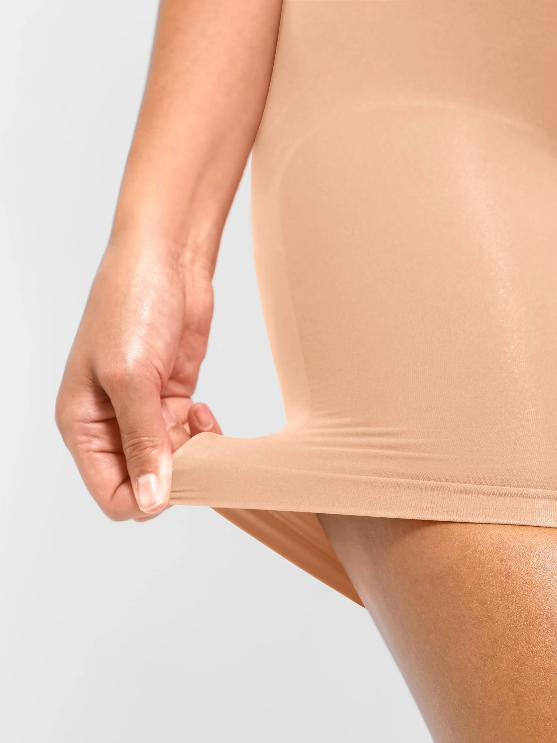 Feelingirl Strapless Seamless Bodysuit with Removable Straps - Image 37